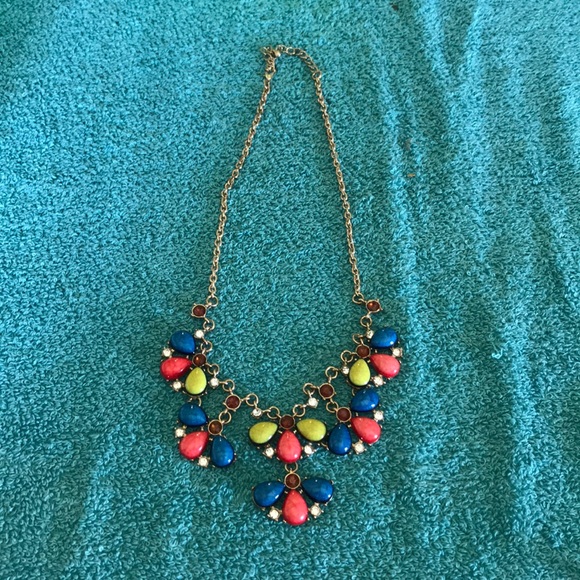 Jewelry - Statement necklace